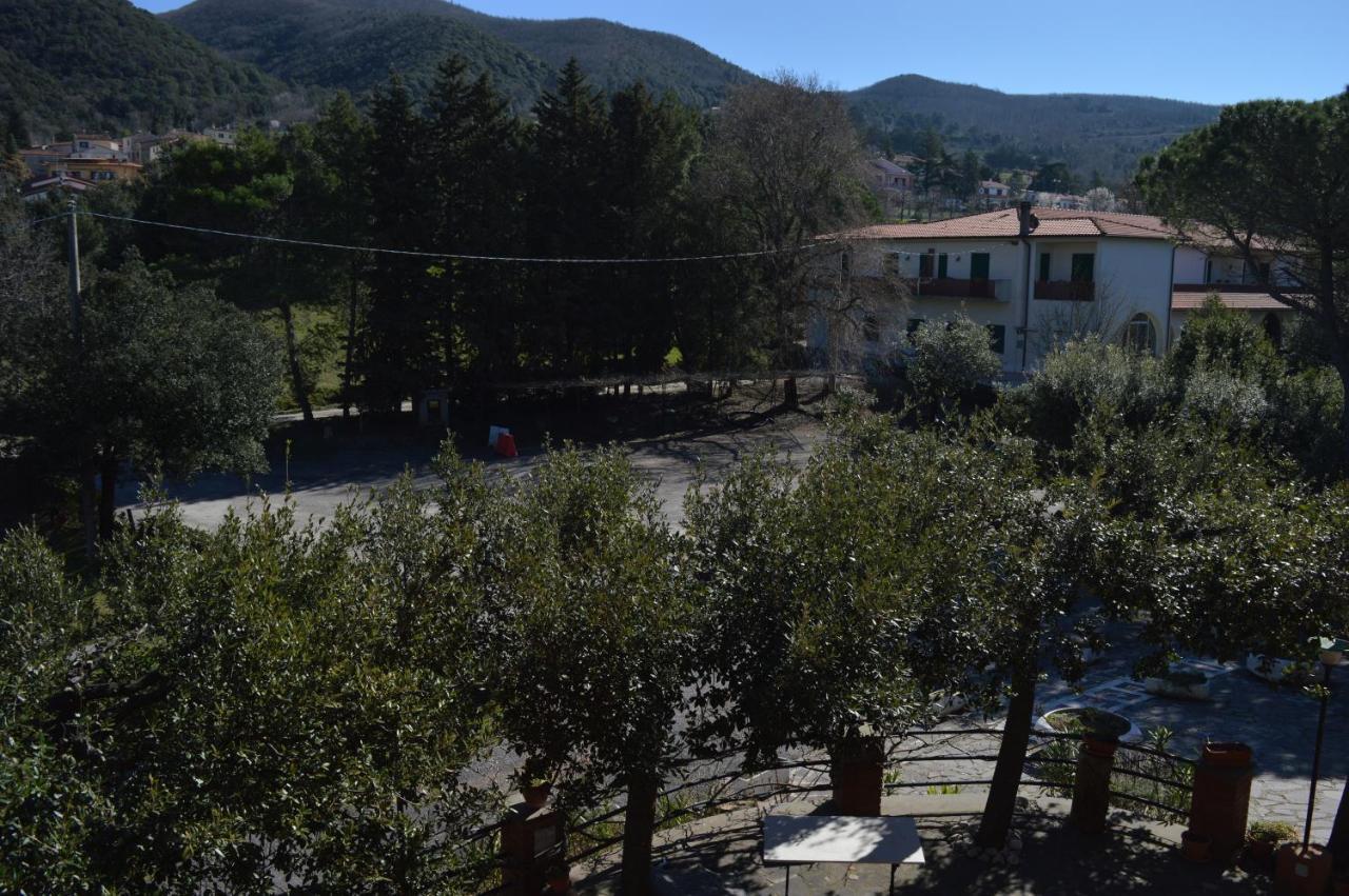 Hotel Il Poggetto Castellina Marittima Εξωτερικό φωτογραφία