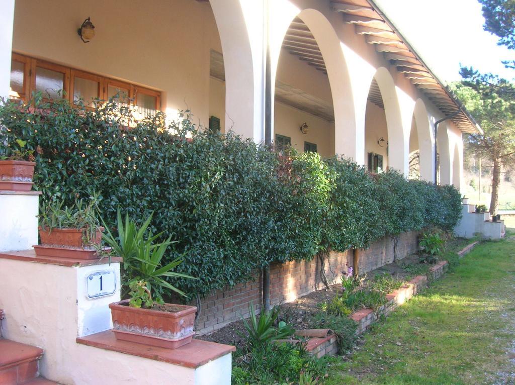 Hotel Il Poggetto Castellina Marittima Εξωτερικό φωτογραφία