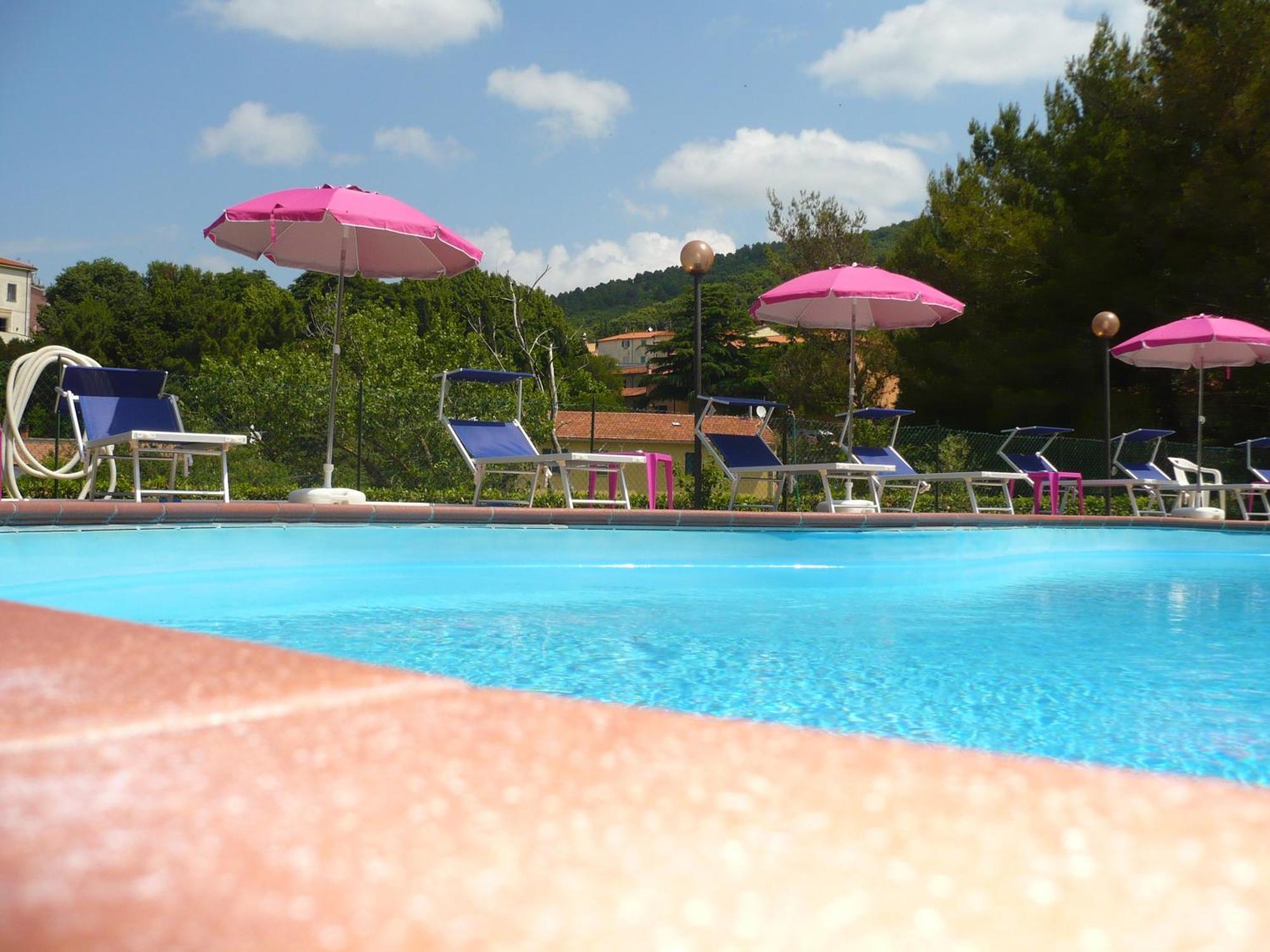 Hotel Il Poggetto Castellina Marittima Εξωτερικό φωτογραφία